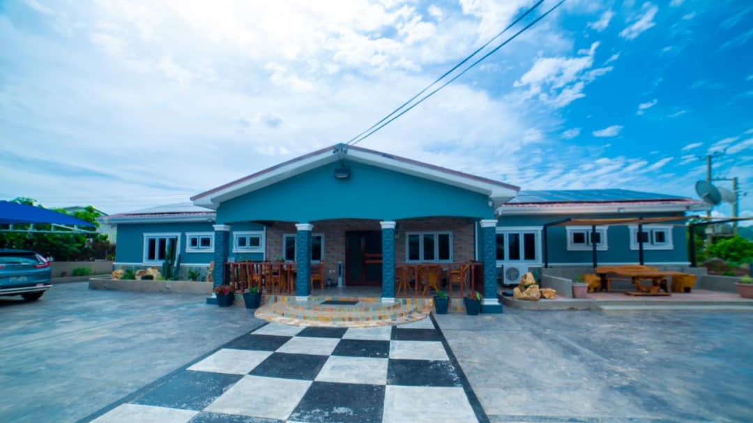 4 Bedroom House in Willow Court
