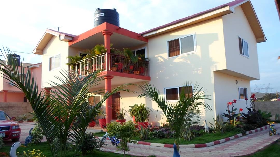 3 Bedroom House in Cochrane Villas